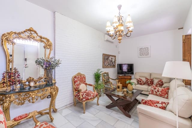 3 bedroom Townhouse for sale in Albaicin, Granada city - € 440,000 (Ref: 10013976)