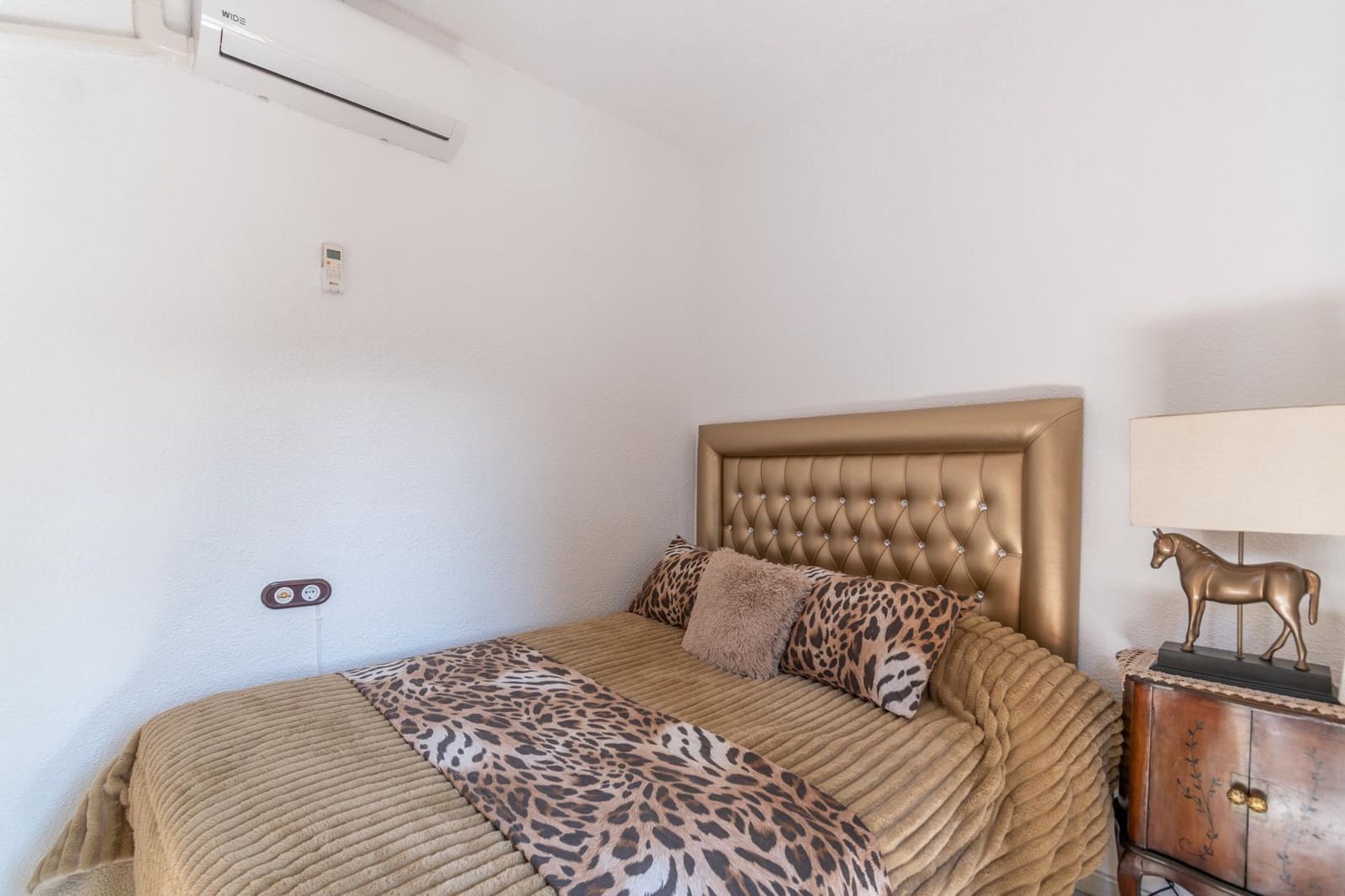 3 bedroom Townhouse for sale in Granada city - € 440,000 (Ref: 10013976)