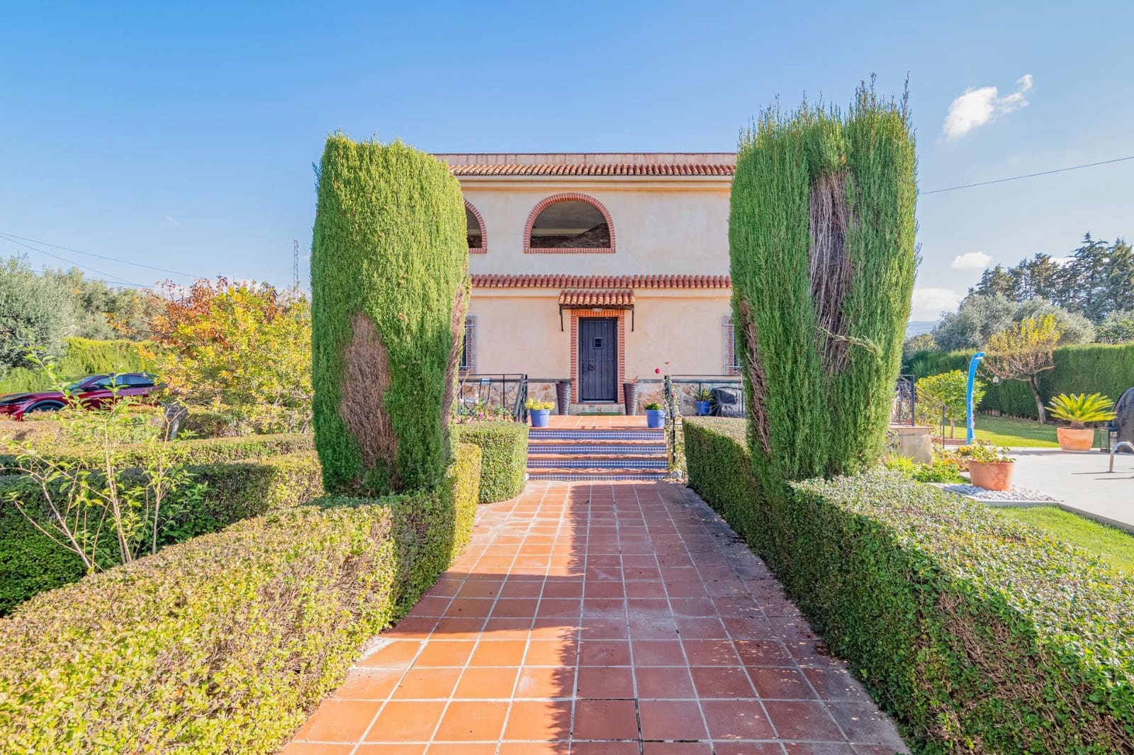 3 camera da letto Villa in vendita in Gojar con piscina garage - 624.900 € (Rif: 10013978)