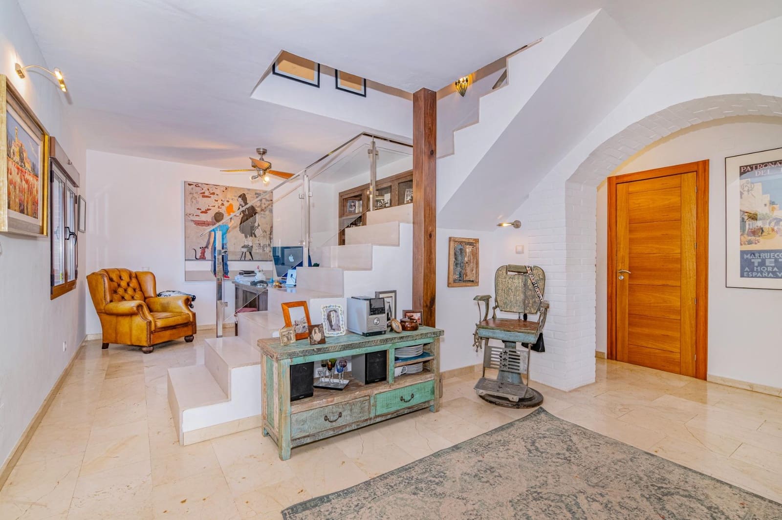 3 camera da letto Villa in vendita in Gojar con piscina garage - 624.900 € (Rif: 10013978)