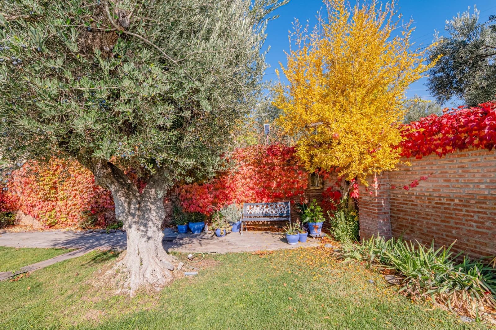 3 camera da letto Villa in vendita in Gojar con piscina garage - 624.900 € (Rif: 10013978)