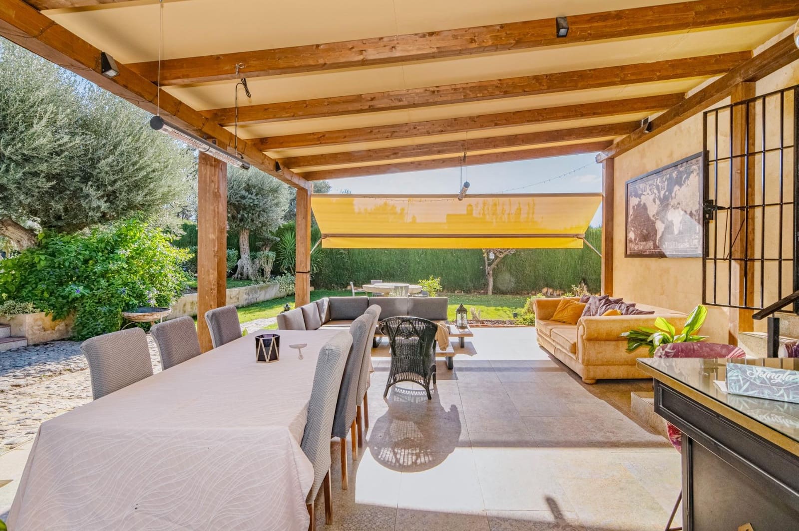 3 camera da letto Villa in vendita in Gojar con piscina garage - 624.900 € (Rif: 10013978)