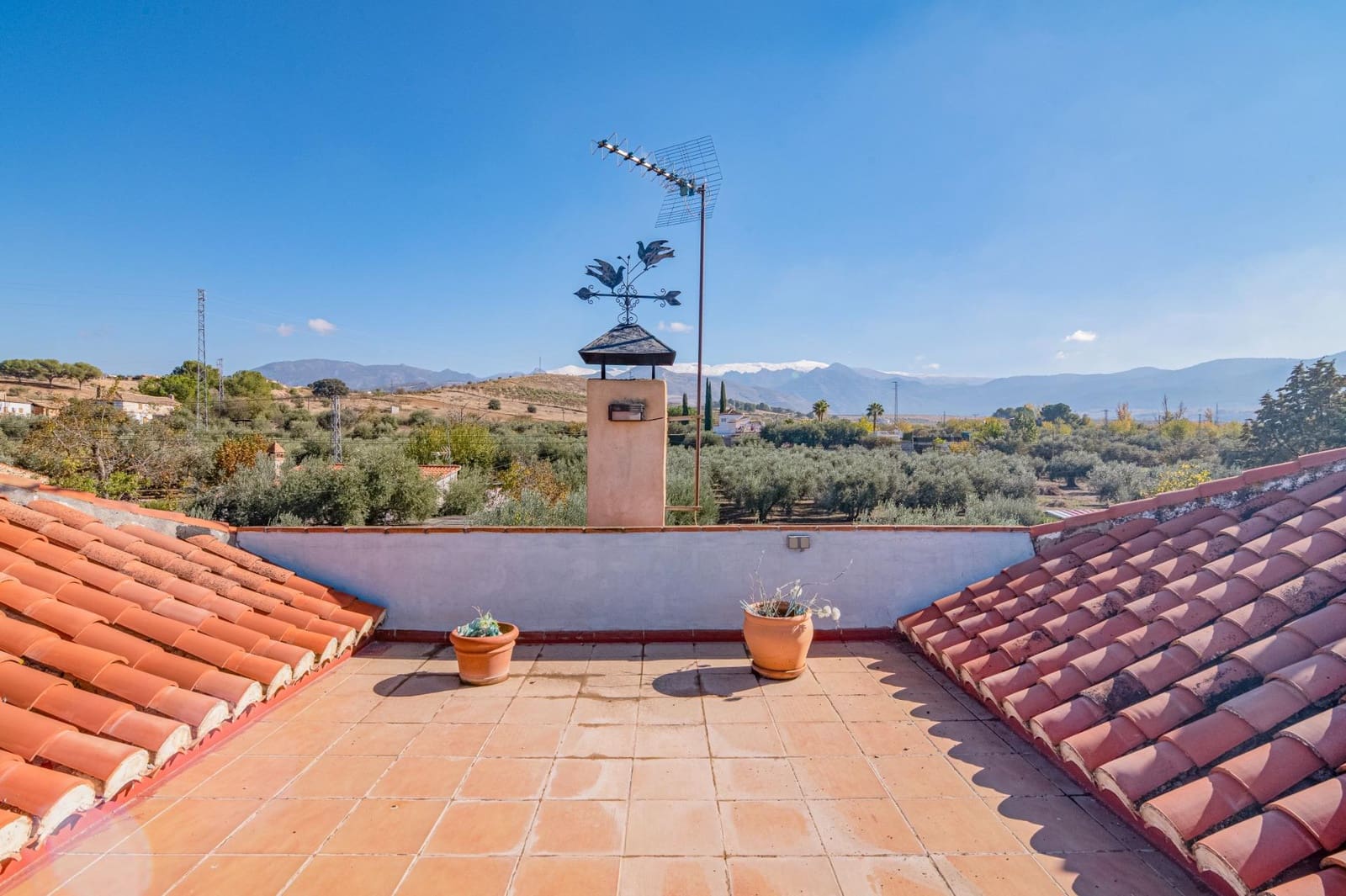 3 camera da letto Villa in vendita in Gojar con piscina garage - 624.900 € (Rif: 10013978)