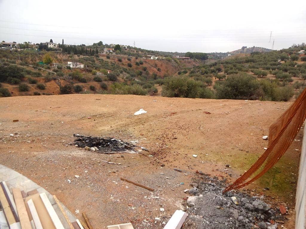 Building Plot for sale in Peligros - € 85,000 (Ref: 10013981)