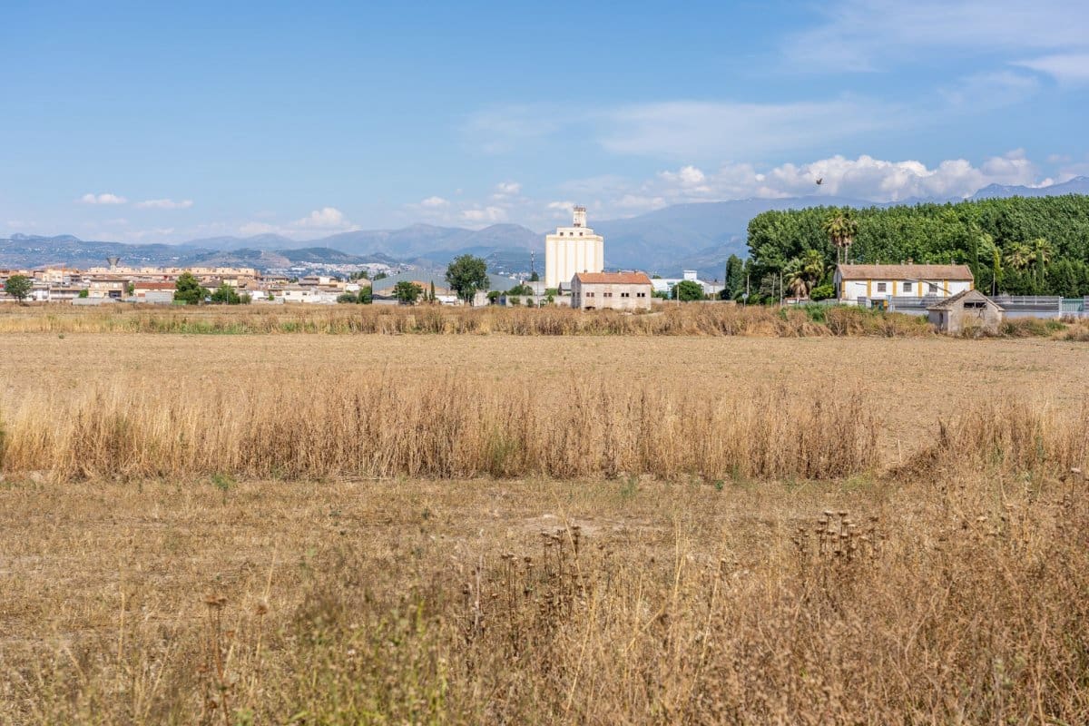 Building Plot for sale in Santa Fe - € 132,000 (Ref: 10013982)