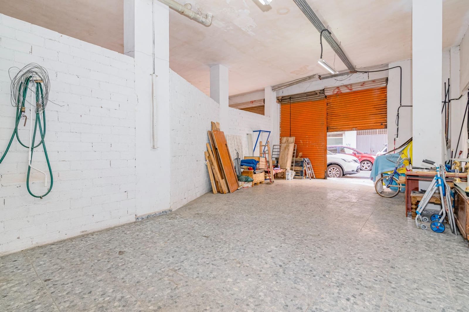 Comercial para venda em Granada cidade - 135 000 € (Ref: 10013985)