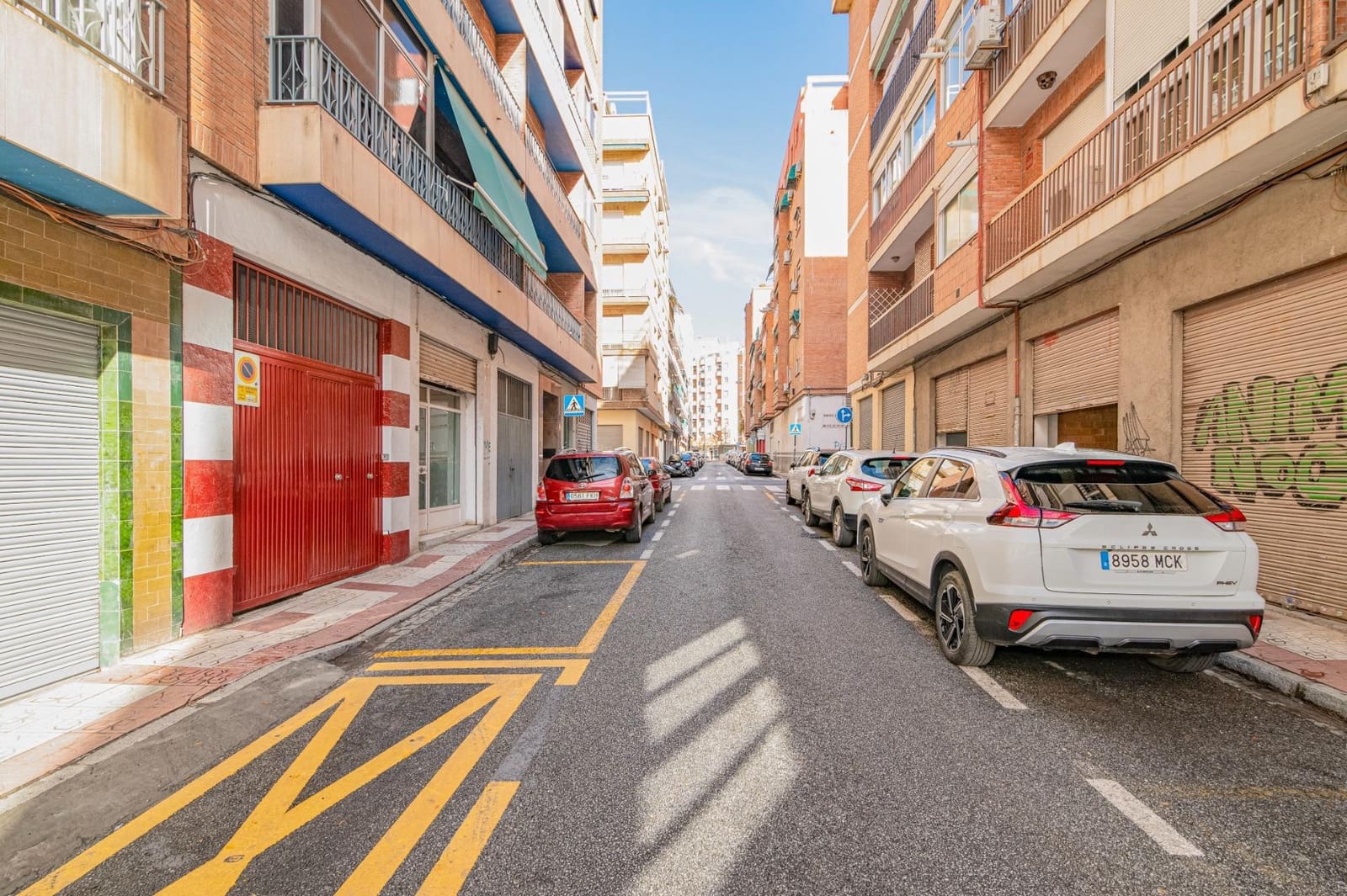 Comercial para venda em Granada cidade - 135 000 € (Ref: 10013985)