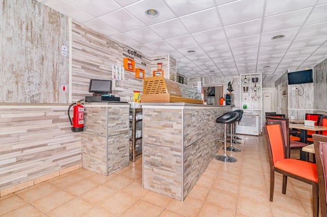 3 quarto Comercial para venda em Pajaritos - Plaza de Toros, Granada cidade - 160 000 € (Ref: 10013986)