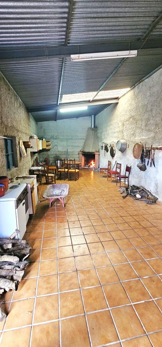 7 bedroom Villa for sale in Arenas del Rey with garage - € 477,250 (Ref: 10013987)