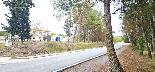 7 bedroom Villa for sale in Arenas del Rey with garage - € 477,250 (Ref: 10013987)