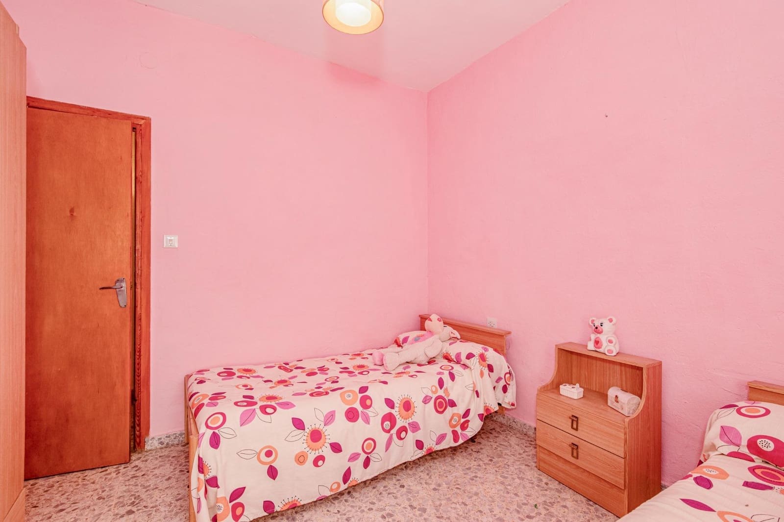 6 sypialnia Dom na sprzedaż w Churriana de la Vega z garażem - 240 000 € (Ref: 10013989)
