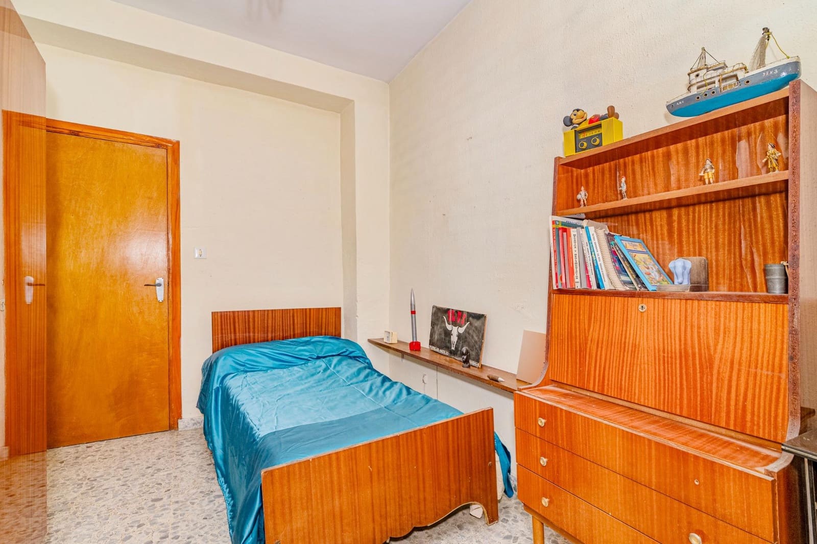 6 sypialnia Dom na sprzedaż w Churriana de la Vega z garażem - 240 000 € (Ref: 10013989)