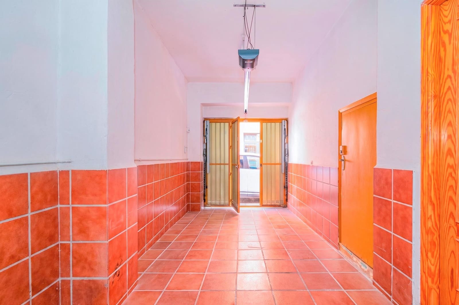 6 sypialnia Dom na sprzedaż w Churriana de la Vega z garażem - 240 000 € (Ref: 10013989)