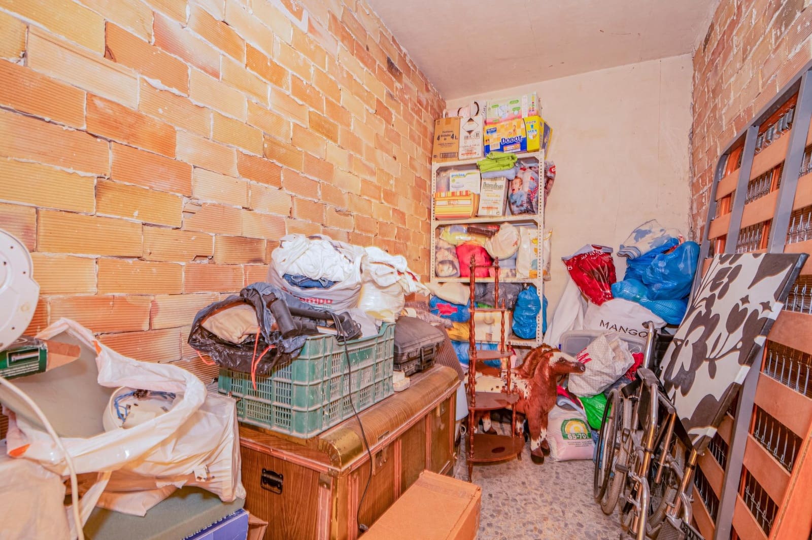 6 sypialnia Dom na sprzedaż w Churriana de la Vega z garażem - 240 000 € (Ref: 10013989)