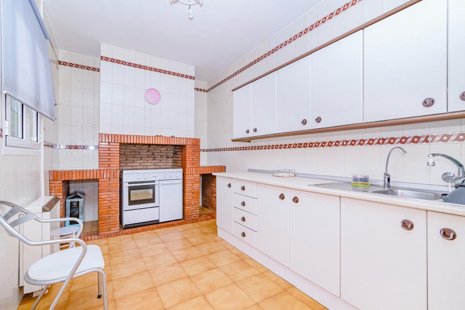 4 sovrum Villa till salu i Vegas del Genil med garage - 380 000 € (Ref: 10013990)