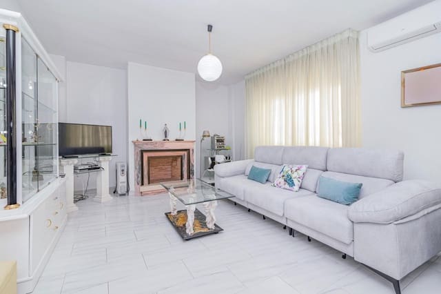 4 sovrum Villa till salu i Vegas del Genil med garage - 380 000 € (Ref: 10013990)