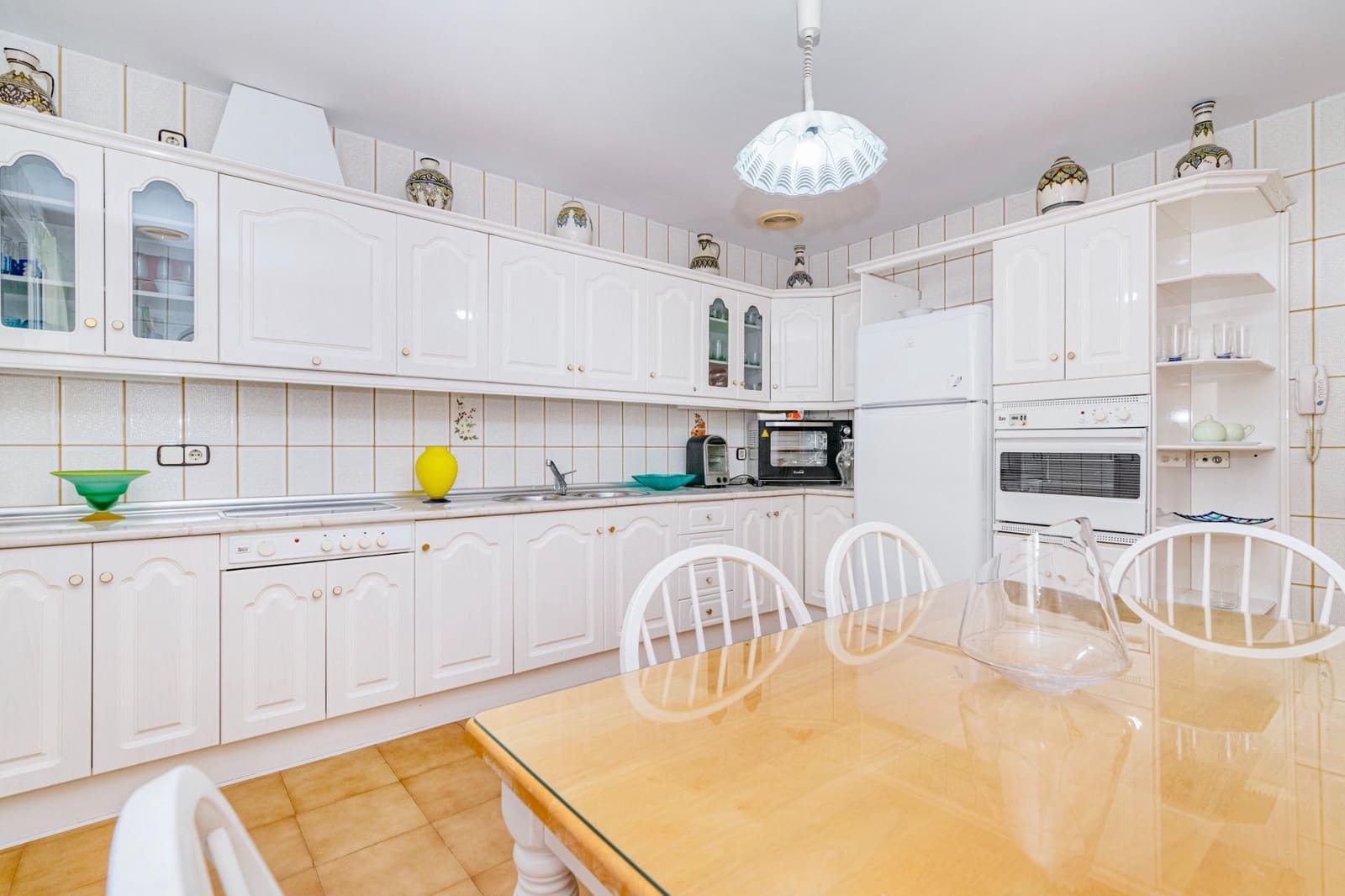 4 sovrum Villa till salu i Vegas del Genil med garage - 380 000 € (Ref: 10013990)