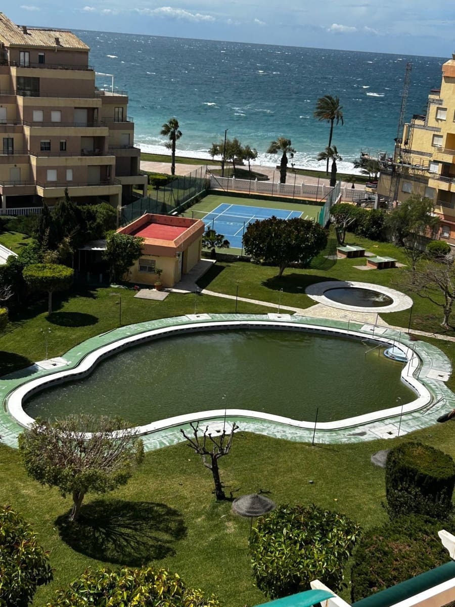 4 quarto Apartamento para venda em Salobrena com piscina - 340 000 € (Ref: 10013991)