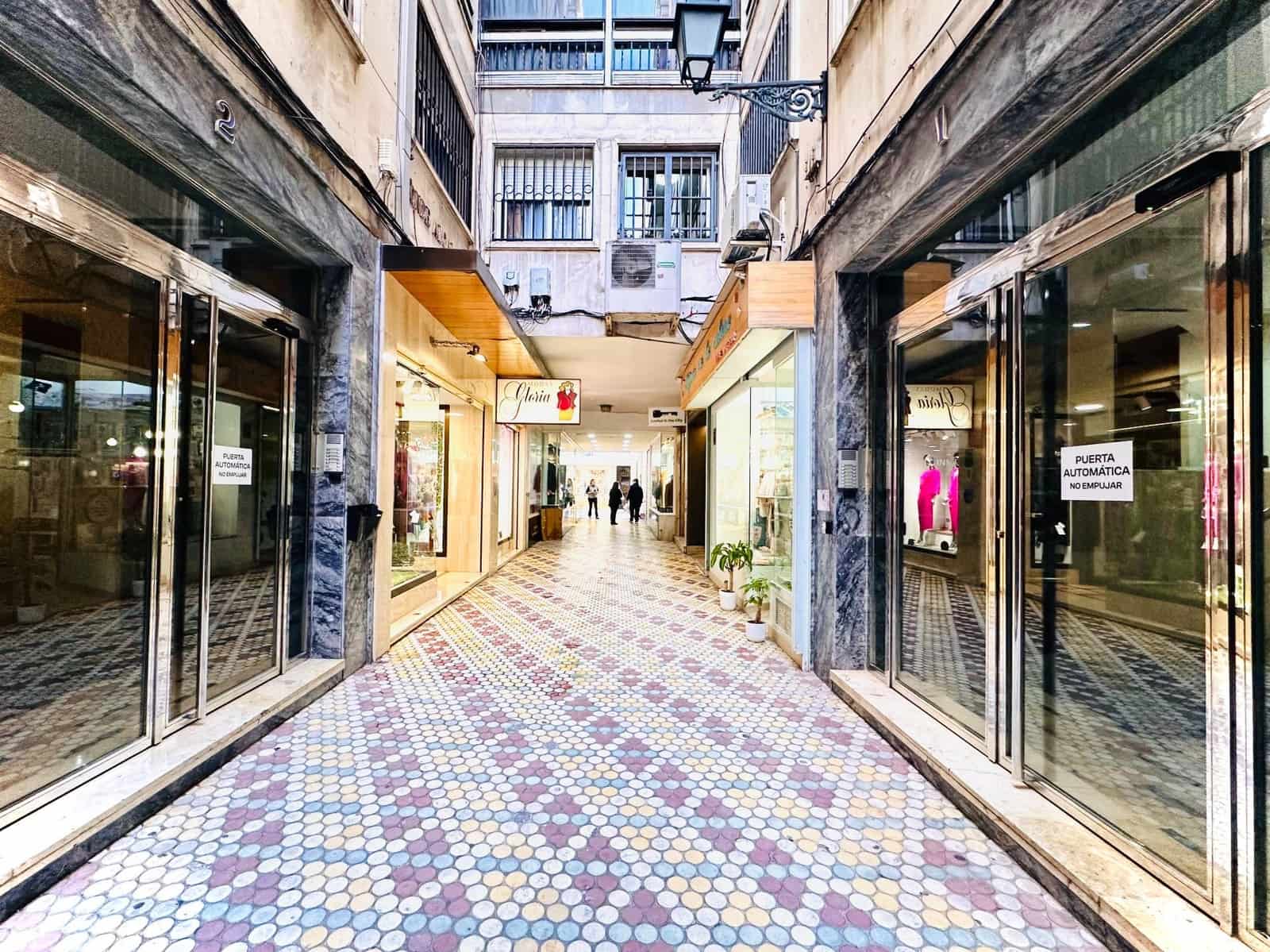 3 quarto Apartamento para venda em Granada cidade com garagem - 395 000 € (Ref: 10013995)