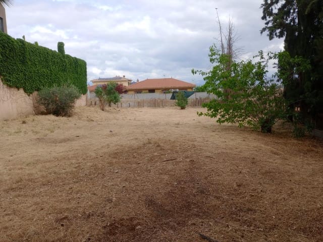 Terrain à Bâtir à vendre à Cúllar Vega - 69 000 € (Ref: 10013996)