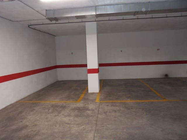 Garasje til salgs i Granada by - € 15 000 (Ref: 10013997)