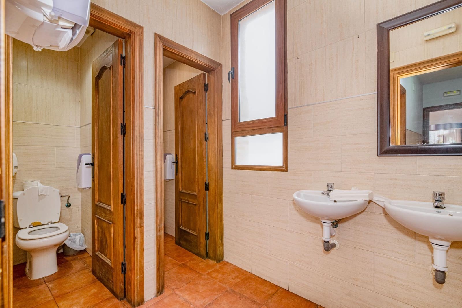 Villa in vendita in Ogijares - 750.000 € (Rif: 10013999)