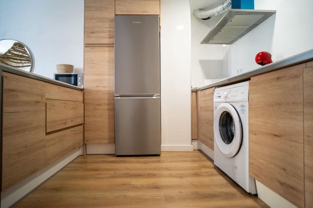 2 soverom Leilighet til salgs i Centro, Granada by - € 290 000 (Ref: 10014000)