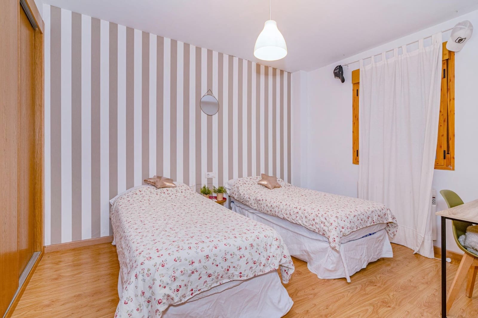 2 slaapkamer Appartement te koop in Granada stad met garage - € 350.000 (Ref: 10014001)