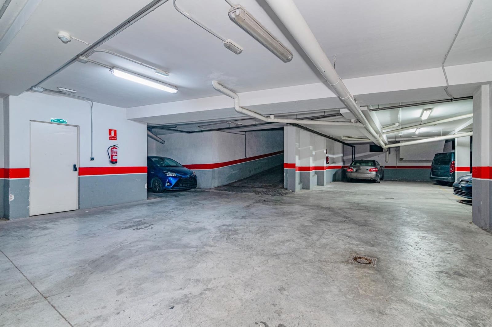 2 slaapkamer Appartement te koop in Granada stad met garage - € 350.000 (Ref: 10014001)