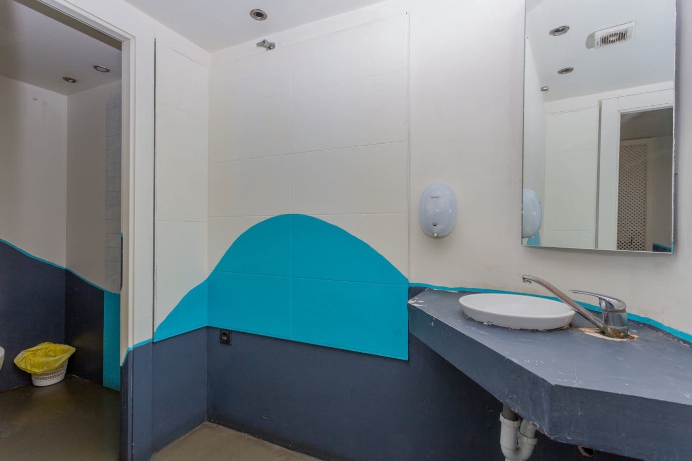 Commerciale in vendita in Granada citta - 575.000 € (Rif: 10014002)