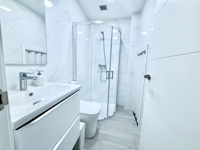 Studio zu verkaufen in Salobreña - 78.000 € (Ref: 10014003)