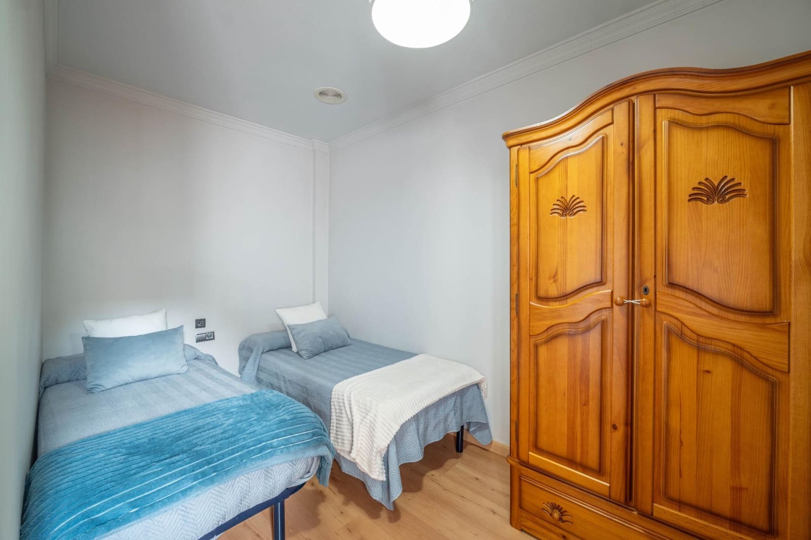 3 sovrum Hus till salu i Las Gabias med garage - 330 000 € (Ref: 10014005)
