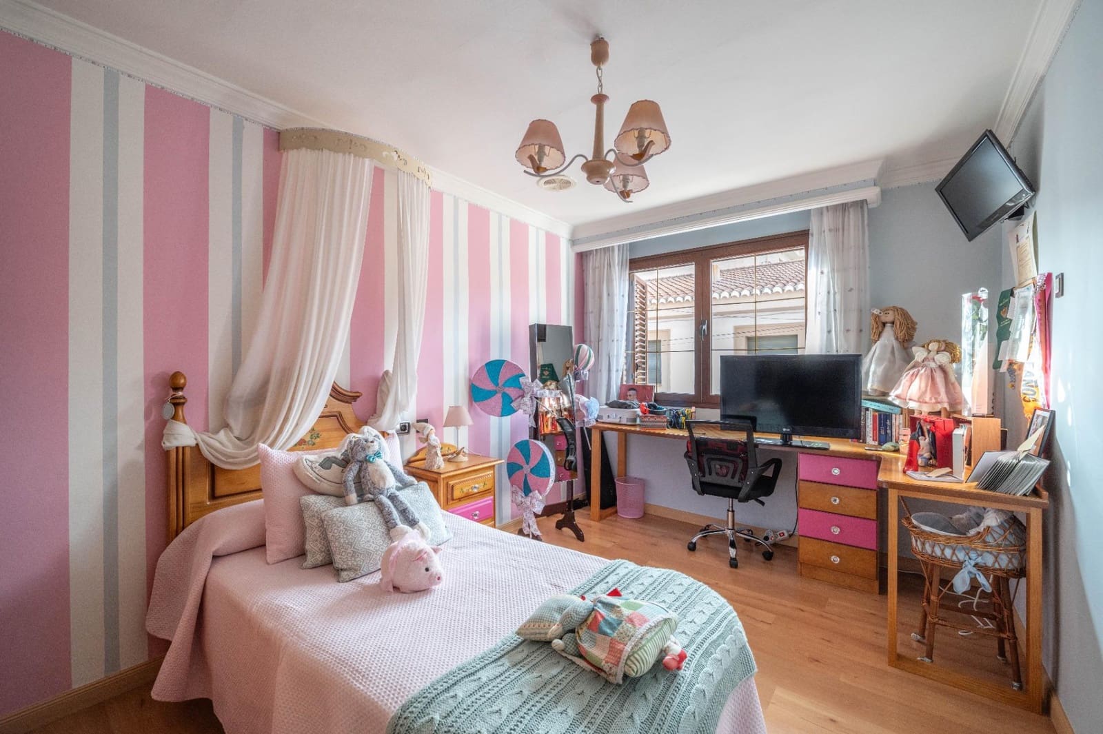 3 sovrum Hus till salu i Las Gabias med garage - 330 000 € (Ref: 10014005)