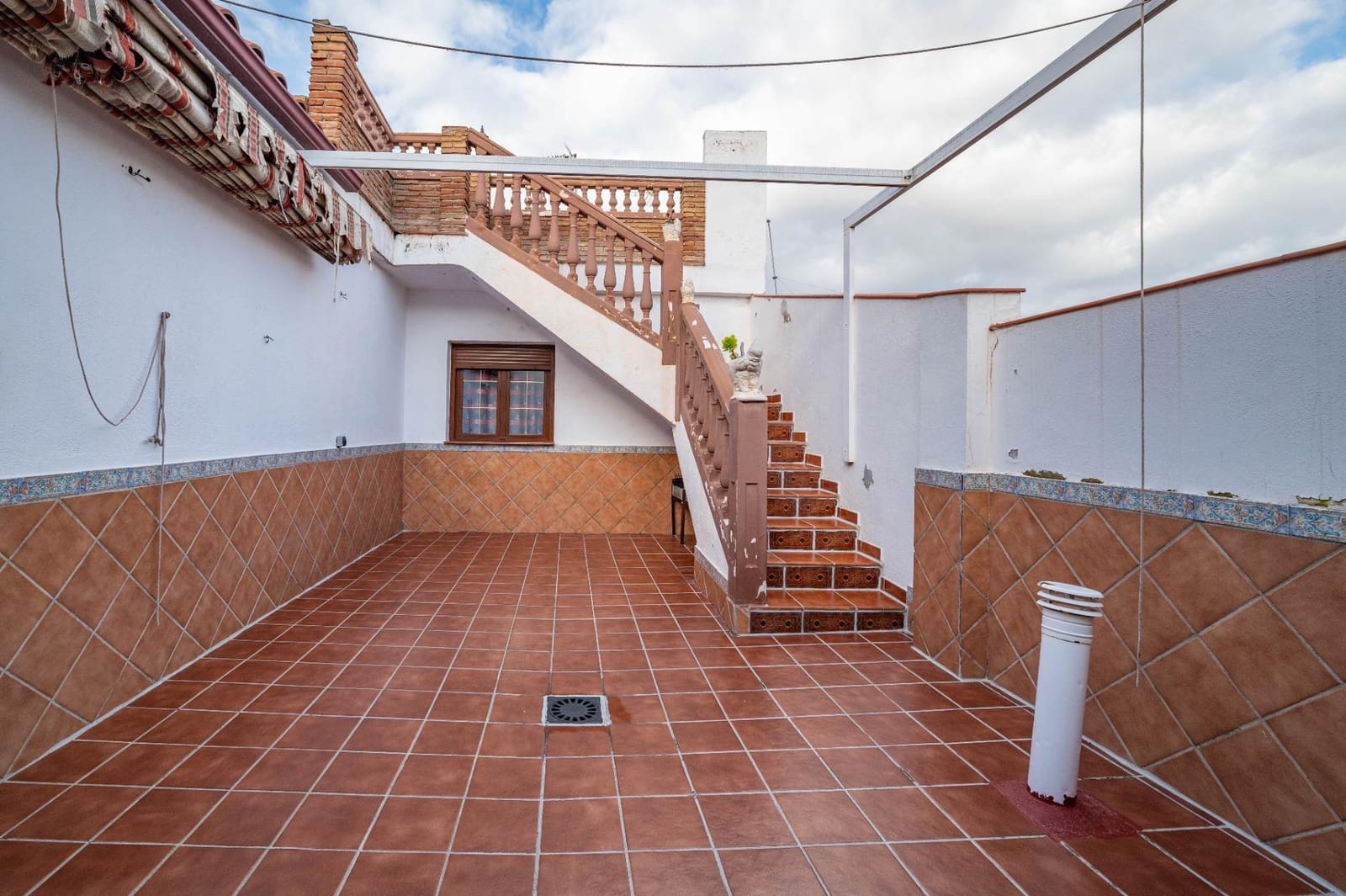 3 sovrum Hus till salu i Las Gabias med garage - 330 000 € (Ref: 10014005)