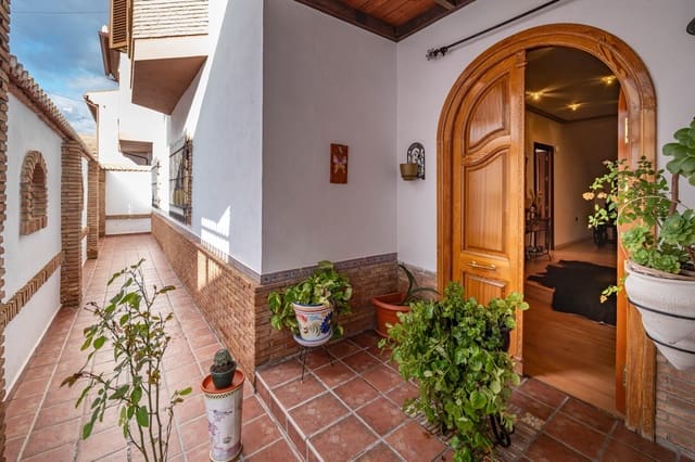 3 sovrum Hus till salu i Las Gabias med garage - 330 000 € (Ref: 10014005)