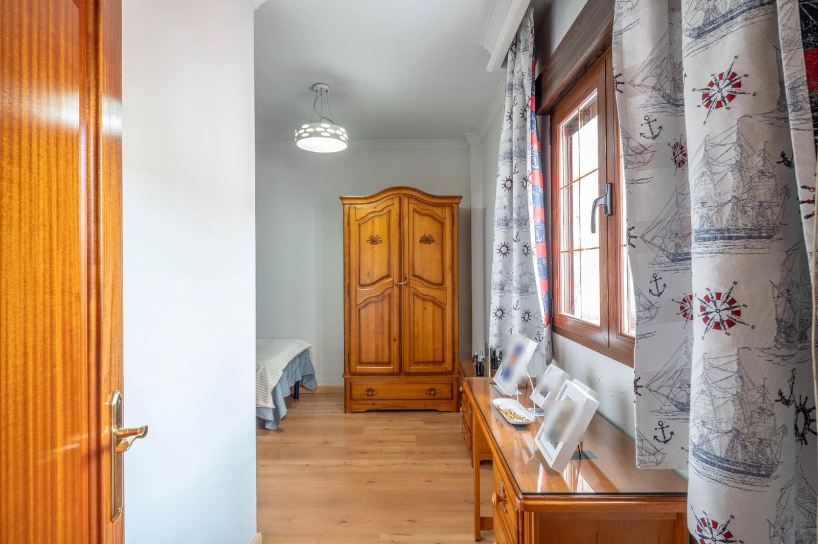 3 sovrum Hus till salu i Las Gabias med garage - 330 000 € (Ref: 10014005)