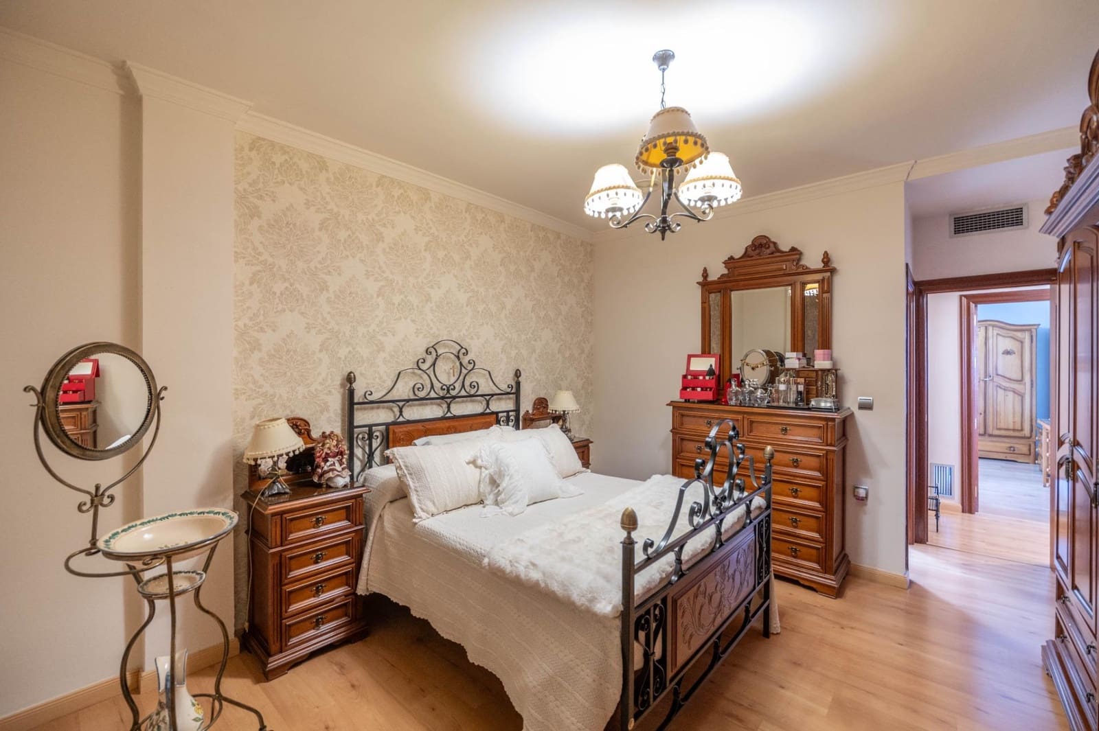 3 sovrum Hus till salu i Las Gabias med garage - 330 000 € (Ref: 10014005)