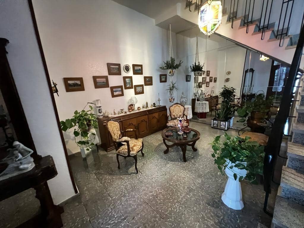 5 sovrum Hus till salu i Salobrena med garage - 390 000 € (Ref: 10014006)