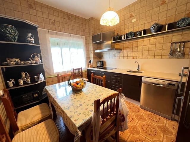 5 sovrum Hus till salu i Salobreña med garage - 390 000 € (Ref: 10014006)