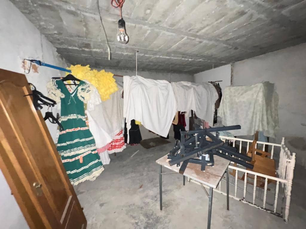 5 sovrum Hus till salu i Salobrena med garage - 390 000 € (Ref: 10014006)