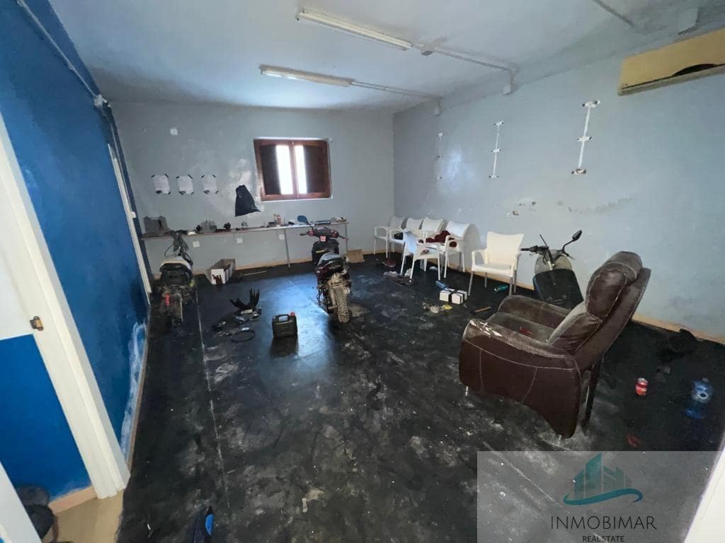 5 sovrum Hus till salu i Salobrena med garage - 390 000 € (Ref: 10014006)