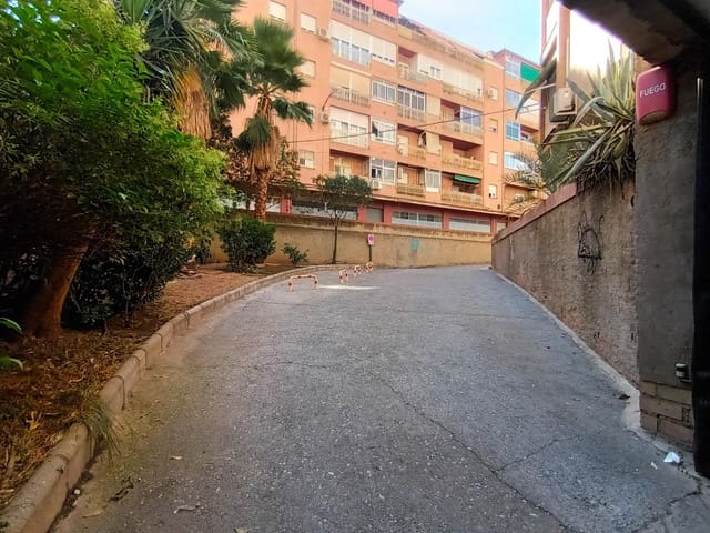 Garage for sale in Zaidin, Granada city - € 18,000 (Ref: 10014009)