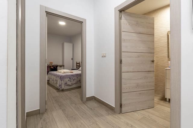 8 bedroom Townhouse for sale in Güéjar Sierra - € 750,000 (Ref: 10014010)