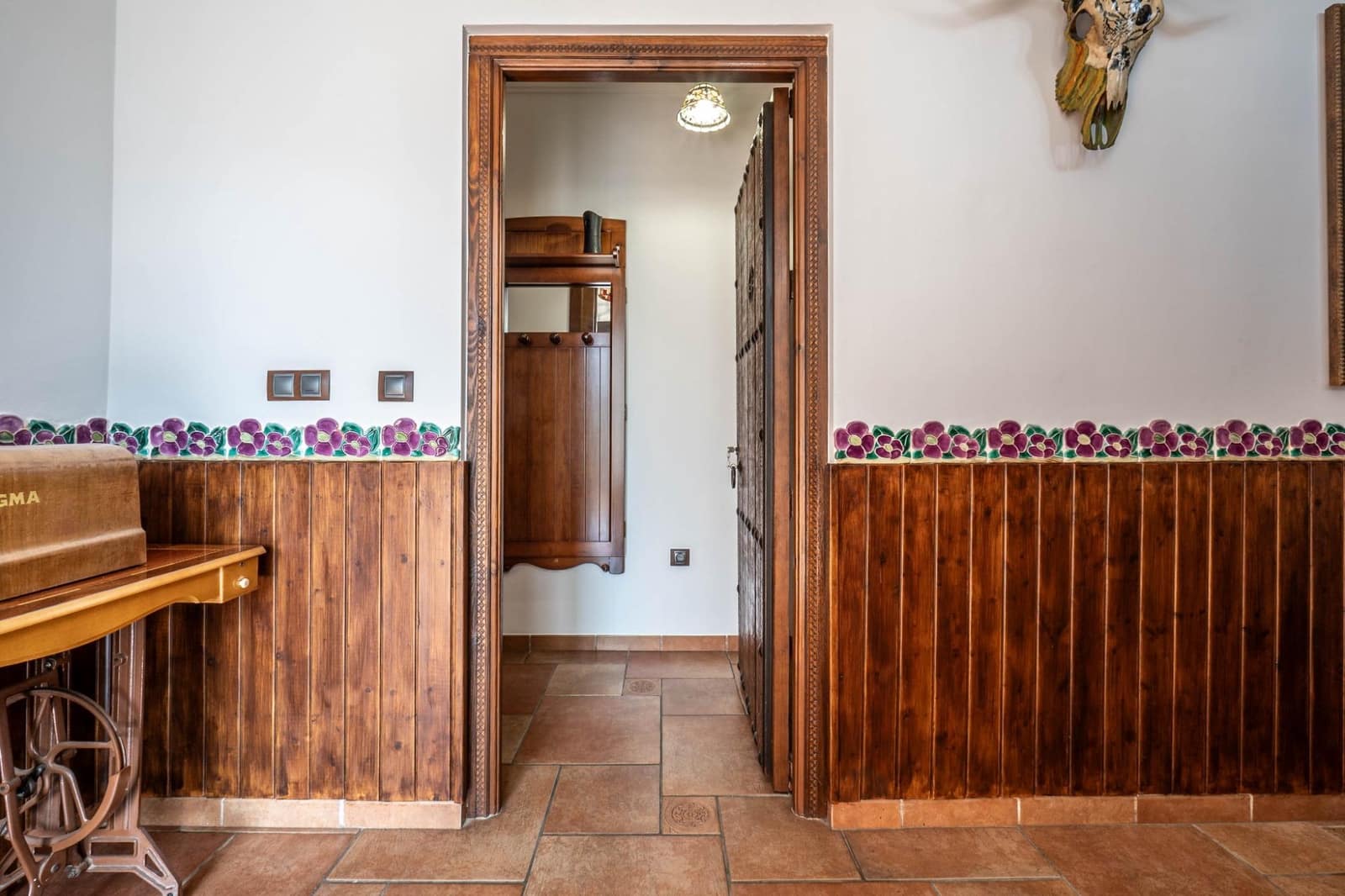 8 bedroom Townhouse for sale in Guejar Sierra - € 750,000 (Ref: 10014010)
