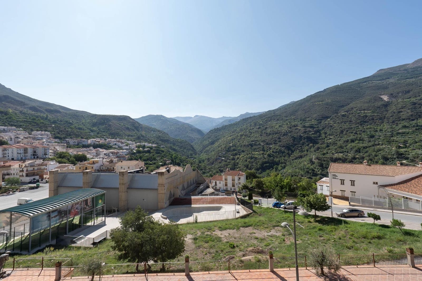 8 bedroom Townhouse for sale in Guejar Sierra - € 750,000 (Ref: 10014010)