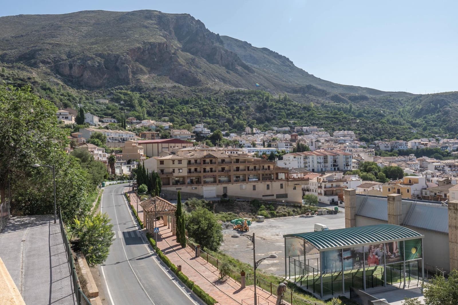 8 bedroom Townhouse for sale in Guejar Sierra - € 750,000 (Ref: 10014010)