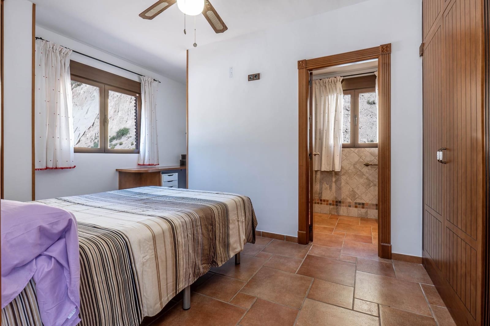 8 bedroom Townhouse for sale in Guejar Sierra - € 750,000 (Ref: 10014010)