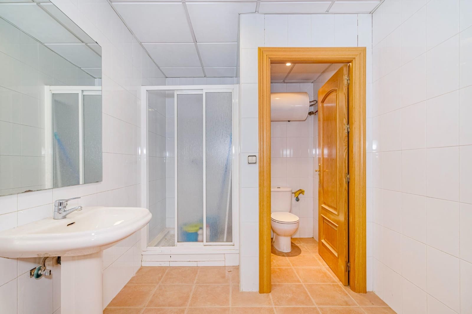 Företag till salu i Peligros - 339 000 € (Ref: 10014015)