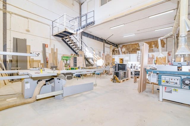 Företag till salu i Peligros - 339 000 € (Ref: 10014015)