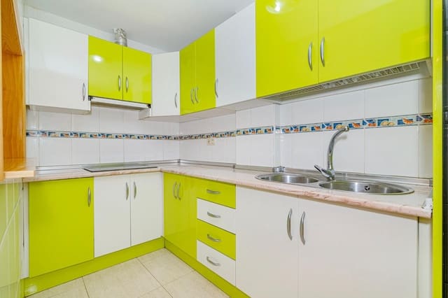 2 sovrum Lägenhet till salu i Churriana de la Vega med pool - 155 000 € (Ref: 10014019)